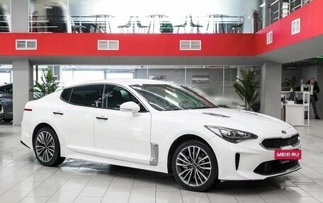 KIA Stinger I, 2018 год, 2 190 000 рублей, 3 фотография