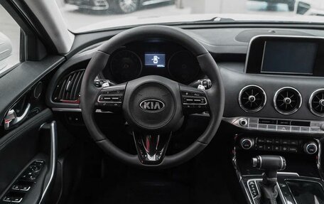 KIA Stinger I, 2018 год, 2 190 000 рублей, 6 фотография