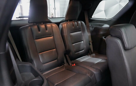 Ford Explorer VI, 2011 год, 2 199 000 рублей, 14 фотография