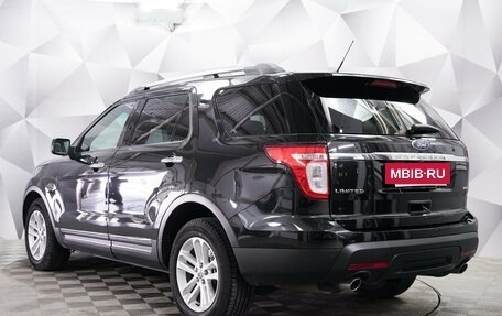 Ford Explorer VI, 2011 год, 2 199 000 рублей, 3 фотография