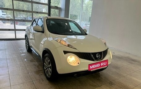 Nissan Juke II, 2013 год, 820 000 рублей, 3 фотография