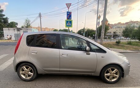 Mitsubishi Colt VI рестайлинг, 2003 год, 370 000 рублей, 1 фотография