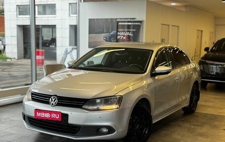Volkswagen Jetta VI, 2014 год, 739 000 рублей, 1 фотография