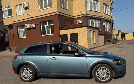 Volvo C30 I рестайлинг, 2007 год, 670 000 рублей, 3 фотография