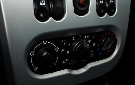 Renault Sandero I, 2013 год, 728 000 рублей, 9 фотография