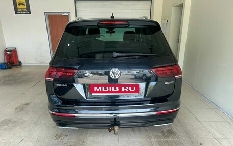 Volkswagen Tiguan II, 2019 год, 2 685 000 рублей, 5 фотография