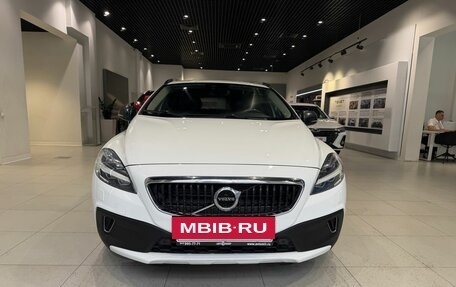 Volvo V40 Cross Country I, 2019 год, 1 650 000 рублей, 2 фотография