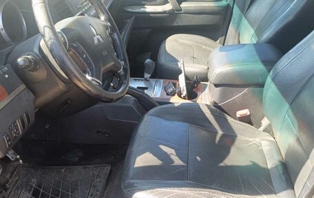 Mitsubishi Pajero IV, 2008 год, 580 000 рублей, 6 фотография