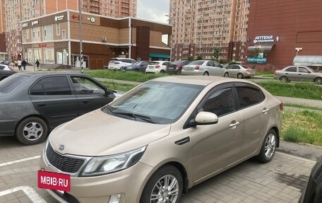 KIA Rio III рестайлинг, 2011 год, 810 000 рублей, 3 фотография