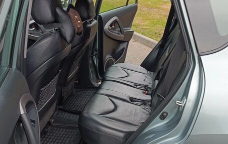 Toyota RAV4, 2008 год, 1 050 000 рублей, 8 фотография