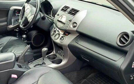 Toyota RAV4, 2008 год, 1 050 000 рублей, 6 фотография