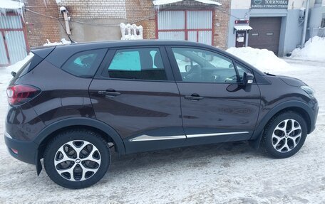Renault Kaptur I рестайлинг, 2018 год, 1 850 000 рублей, 2 фотография