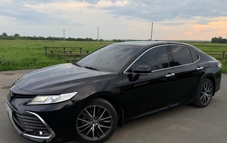 Toyota Camry, 2021 год, 3 500 000 рублей, 3 фотография