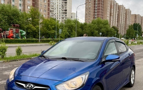 Hyundai Solaris II рестайлинг, 2012 год, 750 000 рублей, 6 фотография