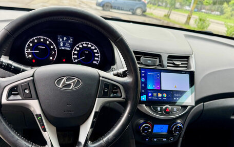 Hyundai Solaris II рестайлинг, 2012 год, 750 000 рублей, 7 фотография
