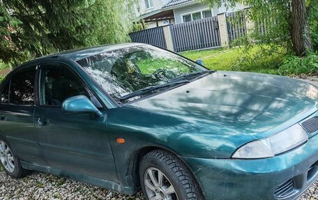 Mitsubishi Carisma I, 1998 год, 250 000 рублей, 2 фотография