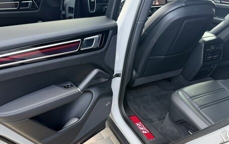 Porsche Cayenne III, 2020 год, 8 990 000 рублей, 11 фотография