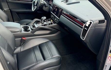 Porsche Cayenne III, 2020 год, 8 990 000 рублей, 15 фотография