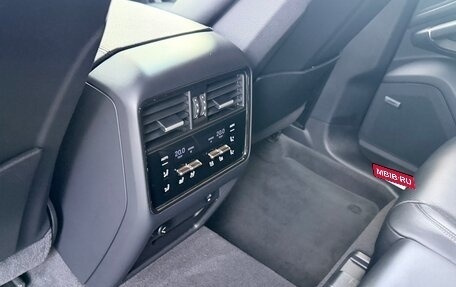 Porsche Cayenne III, 2020 год, 8 990 000 рублей, 28 фотография