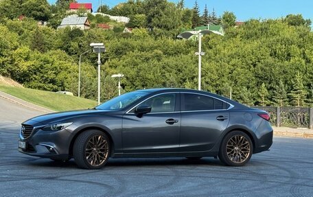 Mazda 6, 2017 год, 1 990 000 рублей, 2 фотография