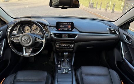 Mazda 6, 2017 год, 1 990 000 рублей, 13 фотография