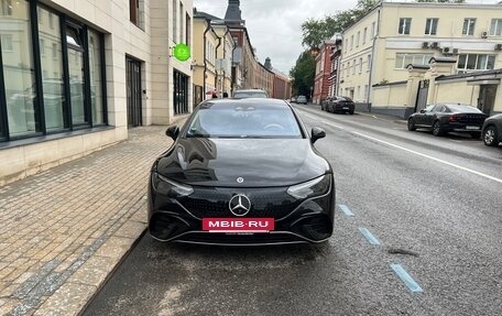 Mercedes-Benz EQE, 2022 год, 6 800 000 рублей, 17 фотография