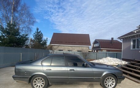 BMW 5 серия, 1989 год, 370 000 рублей, 9 фотография