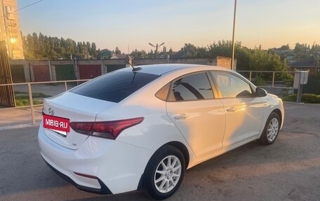 Hyundai Solaris II рестайлинг, 2018 год, 1 320 000 рублей, 8 фотография