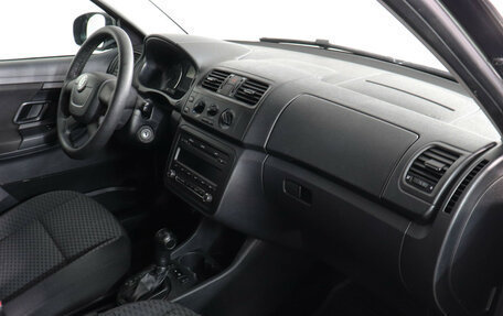 Skoda Fabia II, 2011 год, 650 000 рублей, 7 фотография