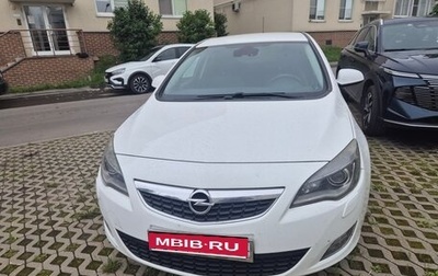 Opel Astra J, 2011 год, 670 000 рублей, 1 фотография