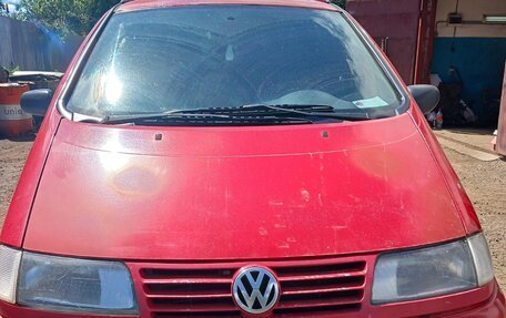 Volkswagen Sharan I рестайлинг, 1998 год, 250 000 рублей, 1 фотография