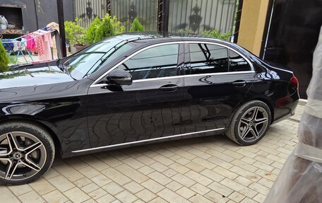 Mercedes-Benz E-Класс, 2016 год, 2 850 000 рублей, 4 фотография