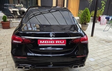 Mercedes-Benz E-Класс, 2016 год, 2 850 000 рублей, 3 фотография