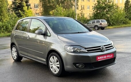 Volkswagen Golf Plus II, 2011 год, 700 000 рублей, 5 фотография