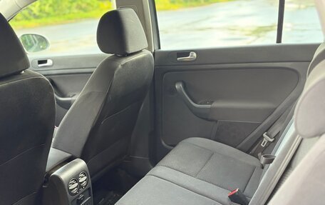 Volkswagen Golf Plus II, 2011 год, 700 000 рублей, 39 фотография