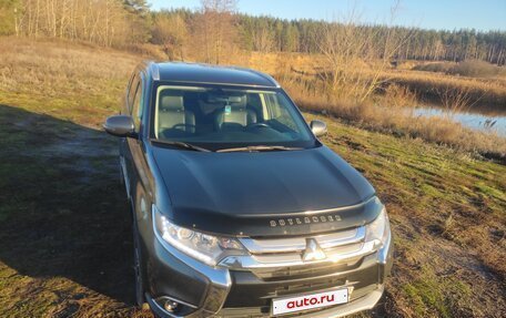 Mitsubishi Outlander III рестайлинг 3, 2015 год, 2 050 000 рублей, 4 фотография