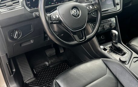 Volkswagen Tiguan II, 2016 год, 2 450 000 рублей, 9 фотография