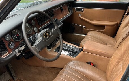 Jaguar XJ III (X350), 1979 год, 2 000 000 рублей, 8 фотография