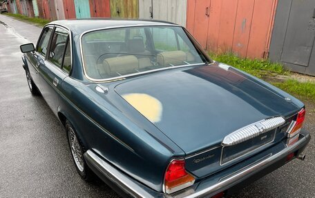 Jaguar XJ III (X350), 1979 год, 2 000 000 рублей, 2 фотография