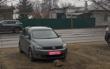 Volkswagen Golf Plus II, 2013 год, 640 000 рублей, 1 фотография
