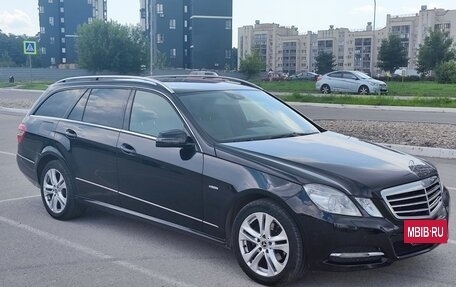 Mercedes-Benz E-Класс, 2012 год, 1 355 000 рублей, 3 фотография