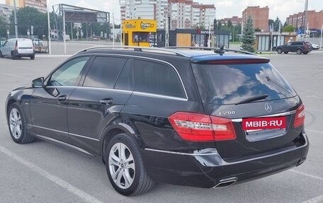Mercedes-Benz E-Класс, 2012 год, 1 355 000 рублей, 10 фотография