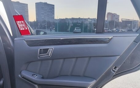 Mercedes-Benz E-Класс, 2012 год, 1 355 000 рублей, 14 фотография