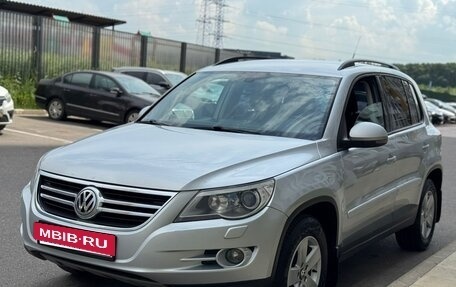 Volkswagen Tiguan I, 2010 год, 1 600 000 рублей, 2 фотография