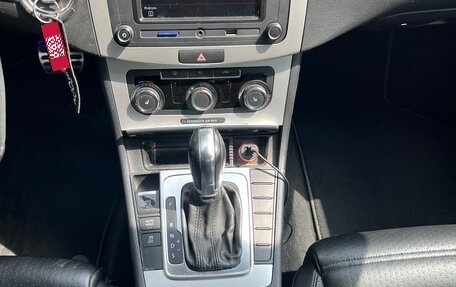 Volkswagen Passat CC I рестайлинг, 2011 год, 1 500 000 рублей, 11 фотография