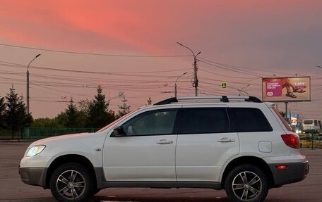 Mitsubishi Outlander III рестайлинг 3, 2003 год, 580 000 рублей, 9 фотография