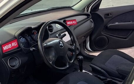 Mitsubishi Outlander III рестайлинг 3, 2003 год, 580 000 рублей, 14 фотография