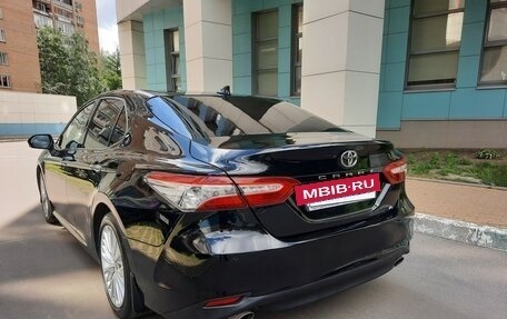 Toyota Camry, 2018 год, 2 300 000 рублей, 14 фотография