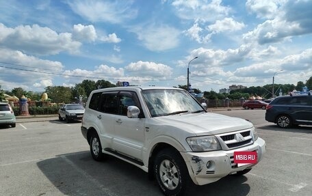 Mitsubishi Pajero III рестайлинг, 2004 год, 900 000 рублей, 4 фотография