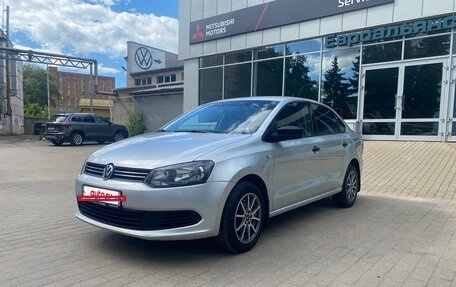 Volkswagen Polo VI (EU Market), 2010 год, 569 000 рублей, 3 фотография